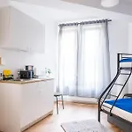ホステル Maru Living C9 ケルン