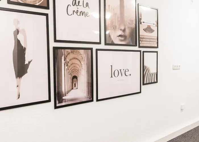 אכסניה Maru Living C9 *