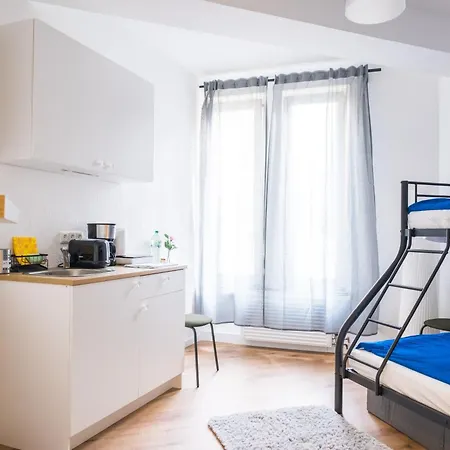 Hostel Maru Living C9 Köln