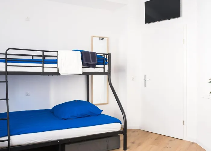 Maru Living C9 Hostel *