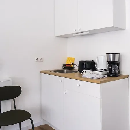 Maru Living C9 Albergue