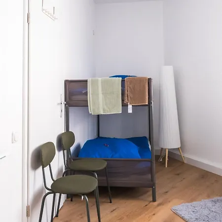 Maru Living C9 Albergue Colónia