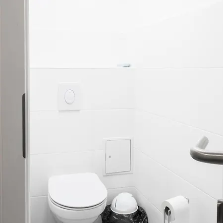 Albergue Maru Living C9 Colónia