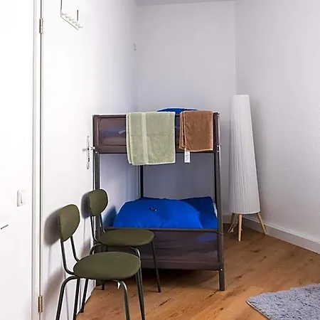 Maru Living C9 אכסניה קלן