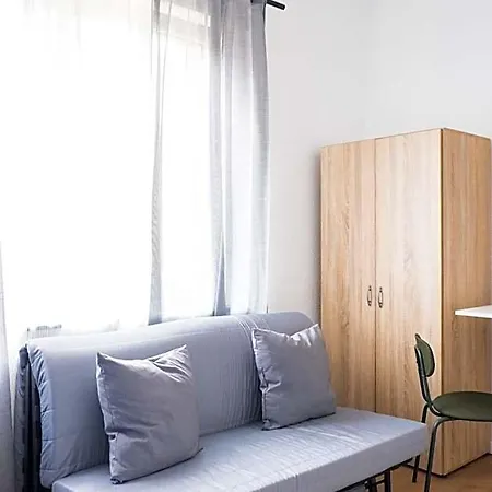 אכסניה Maru Living C9