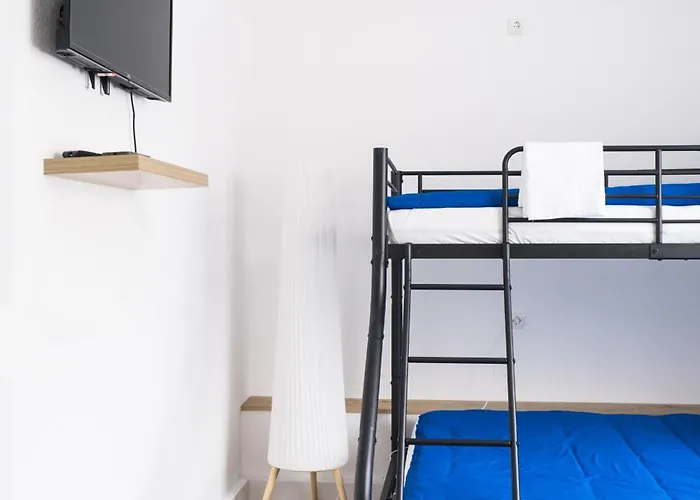 Maru Living C9 Vandrarhem *