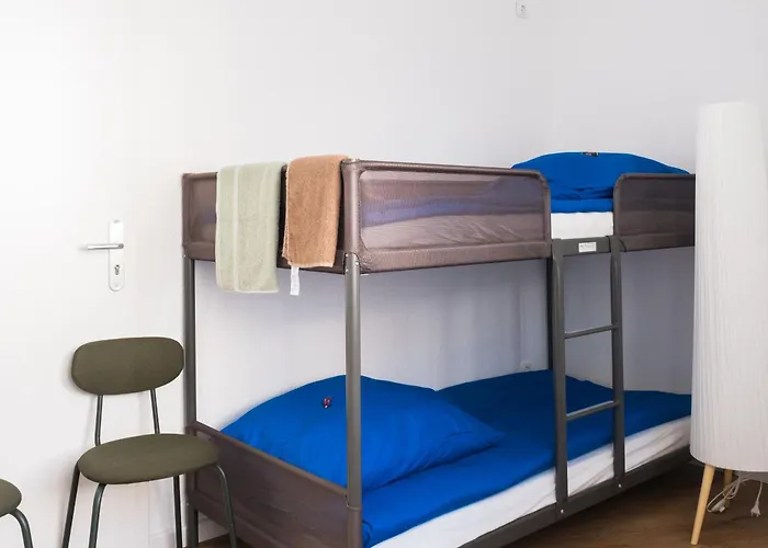 Хостел Maru Living C9 *